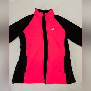 New Balance Woman’s Fleece and Quilted Jacket, Black and Pink Size Medium.